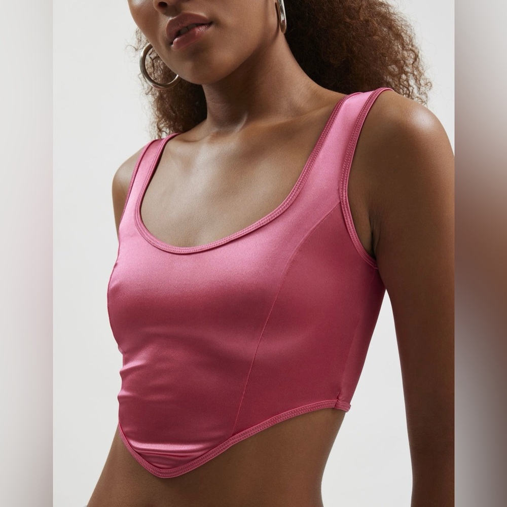 Urban Outfitters Kimchi Blue Camilla Shine Tank Top Corset in Pink - Medium
